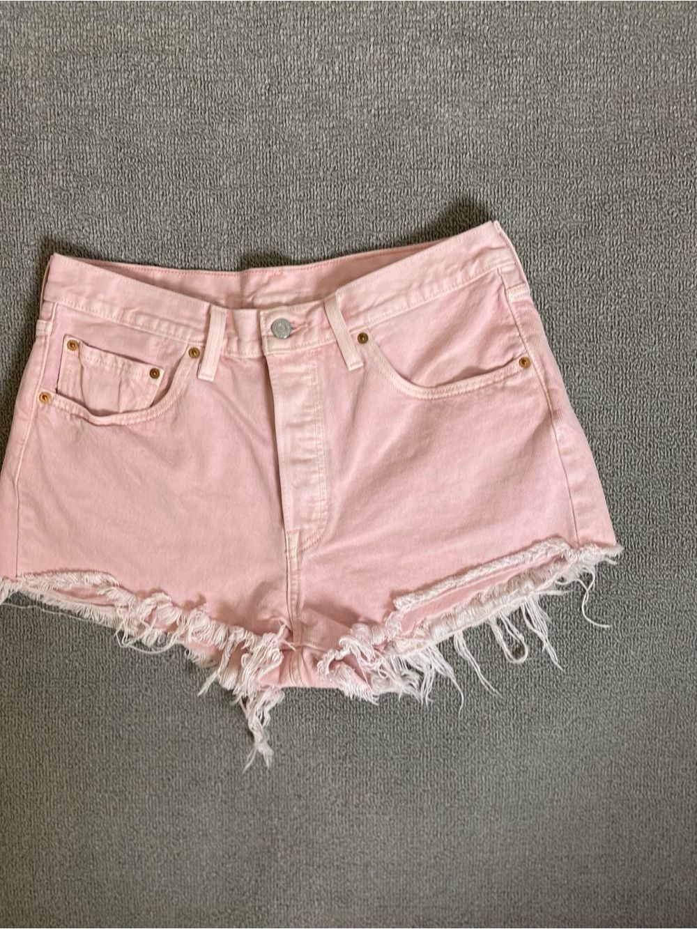 Levi’s Women’s 501 Sz 32 Pink Denim High-Rise Cut Off Denim Shorts